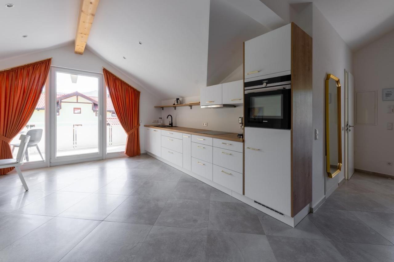 Siegsdorf Suiten Ngoại thất bức ảnh